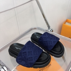 Louis Vuitton Slippers